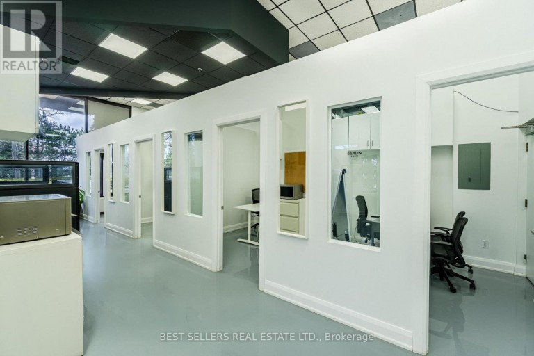 150 - 4 ROBERT SPECK PARKWAY, Mississauga (City Centre), Ontario, L4Z1S1