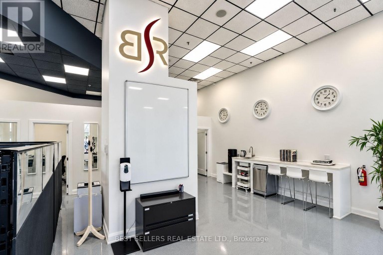 150 - 4 ROBERT SPECK PARKWAY, Mississauga (City Centre), Ontario, L4Z1S1