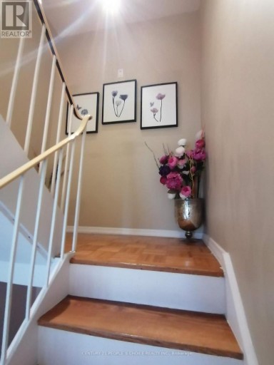 14 - 23 FOUR WINDS DRIVE, Toronto (York University Heights), Ontario, M3J1K7