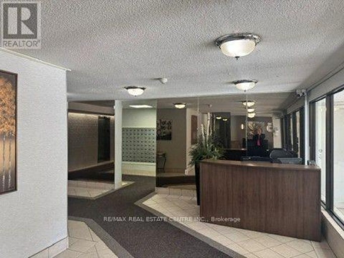 1509 - 18 KNIGHTSBRIDGE ROAD, Brampton (Queen Street Corridor), Ontario, L6T3X5