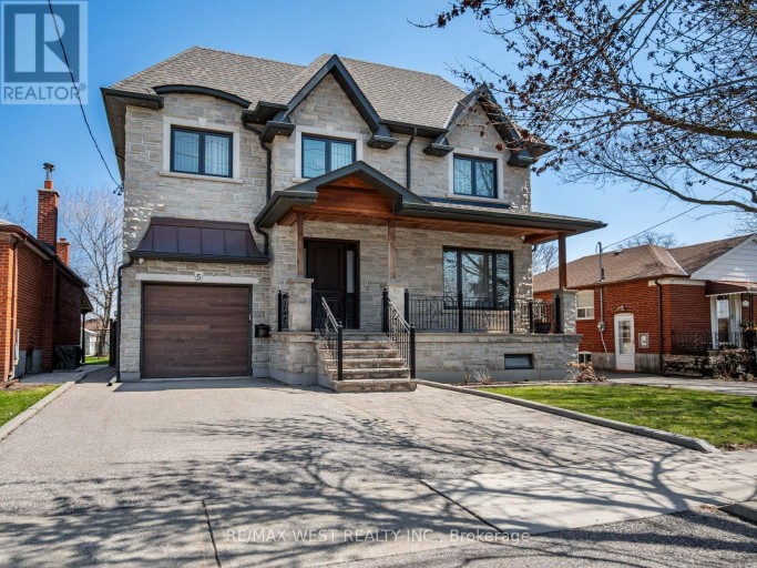 5 PAULA BOULEVARD, Toronto (Alderwood), Ontario, M8W4B5