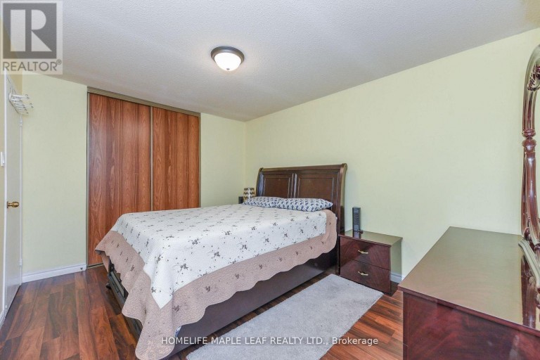 85 ENMOUNT DRIVE, Brampton (Southgate), Ontario, L6T4C9