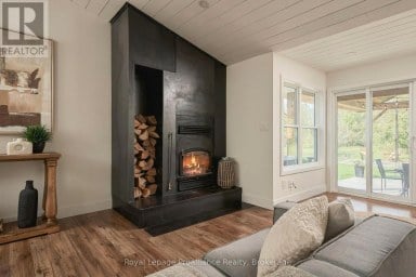 16 BONISTEEL ROAD Quinte West (Sidney Ward) Ontario photo 11