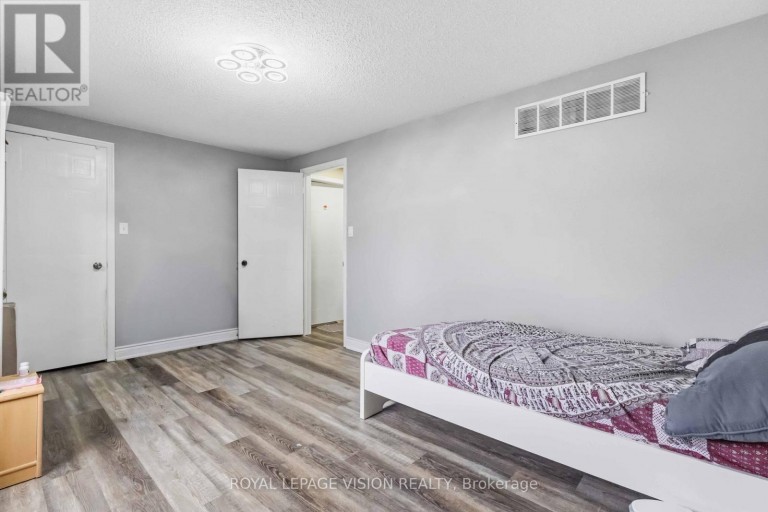 1815 DALHOUSIE CRESCENT, Oshawa (Samac), Ontario, L1G8C5