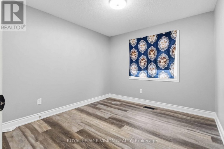 1815 DALHOUSIE CRESCENT, Oshawa (Samac), Ontario, L1G8C5