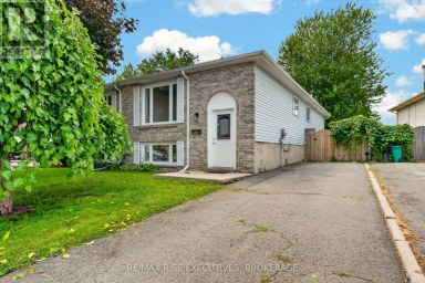 385 MELANIE AVENUE Kingston (East Gardiners Rd) Ontario photo 1