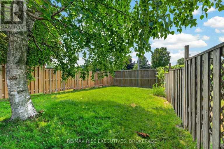 385 MELANIE AVENUE, Kingston (East Gardiners Rd), Ontario, K7M8B2