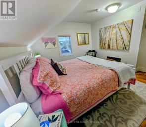 46 QUEEN STREET Selwyn Ontario photo 17