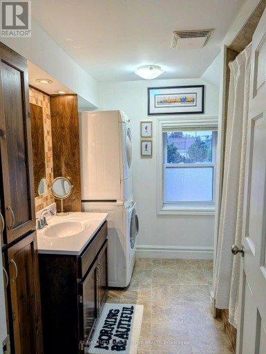 46 QUEEN STREET, Selwyn, Ontario, K0L2H0