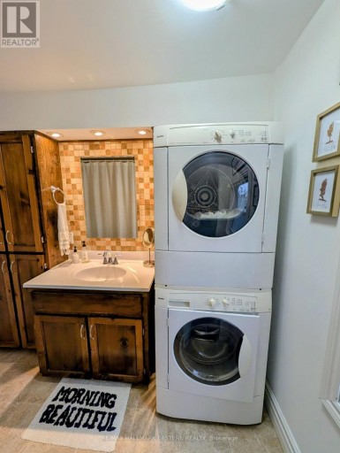 46 QUEEN STREET, Selwyn, Ontario, K0L2H0