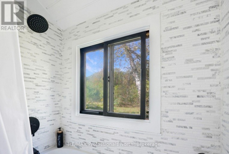 1012 SHETLAND ROAD, Minden Hills (Lutterworth), Ontario, K0M2L0
