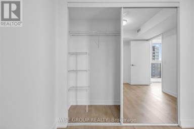1502 - 18 TRETTI WAY Toronto (Clanton Park) Ontario photo 11