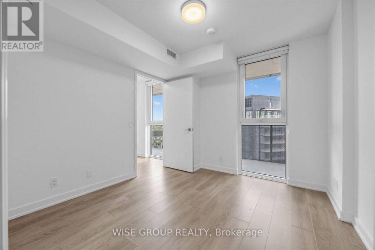 1502 - 18 TRETTI WAY, Toronto (Clanton Park), Ontario, M3H0E4
