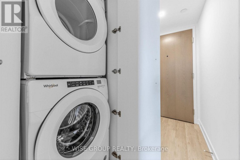 1209 - 18 TRETTI WAY, Toronto (Clanton Park), Ontario, M3H0E4