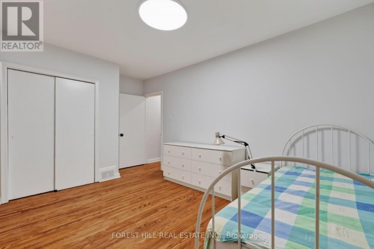 169 OVERBROOK PLACE, Toronto (Bathurst Manor), Ontario, M3H4R2