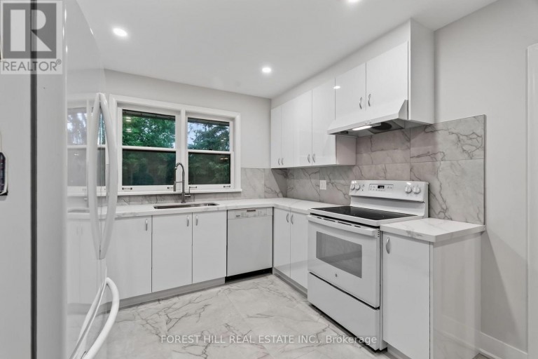 169 OVERBROOK PLACE, Toronto (Bathurst Manor), Ontario, M3H4R2
