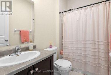124 BARONS STREET Vaughan (Kleinburg) Ontario photo 20