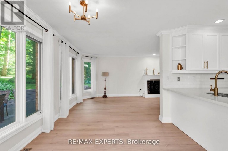 14 ALANA DRIVE, Springwater (Centre Vespra), Ontario, L9X0S2