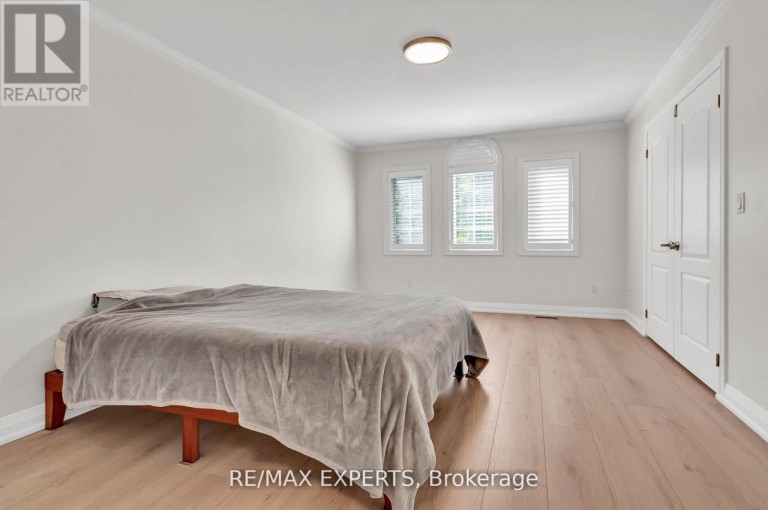 14 ALANA DRIVE, Springwater (Centre Vespra), Ontario, L9X0S2