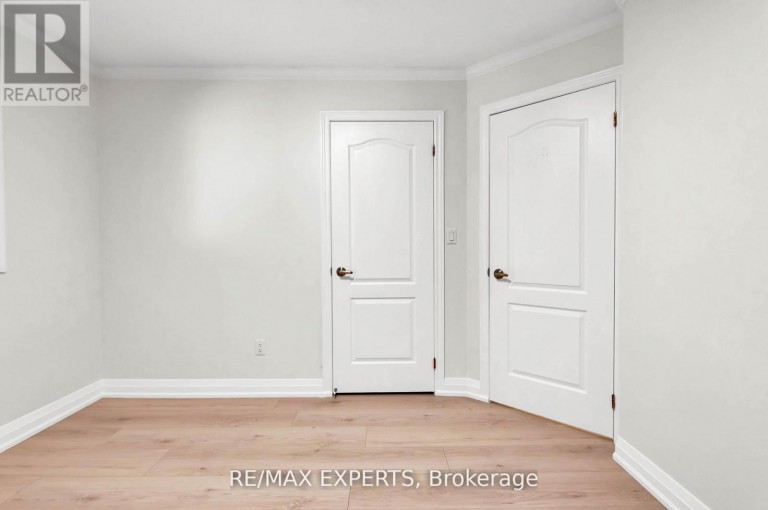 14 ALANA DRIVE, Springwater (Centre Vespra), Ontario, L9X0S2
