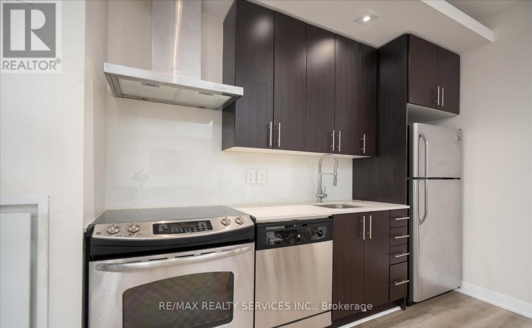 2331 - 165 LEGION ROAD N, Toronto (Mimico), Ontario, M5Y0B3