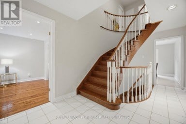 2542 POLLARD DRIVE Mississauga (Erindale) Ontario photo 19