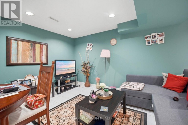 2542 POLLARD DRIVE, Mississauga (Erindale), Ontario, L5C3H1
