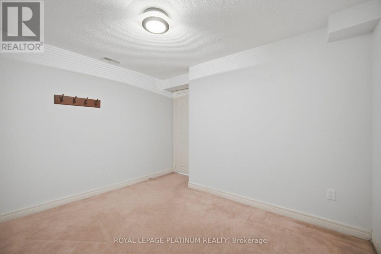 2542 POLLARD DRIVE, Mississauga (Erindale), Ontario, L5C3H1