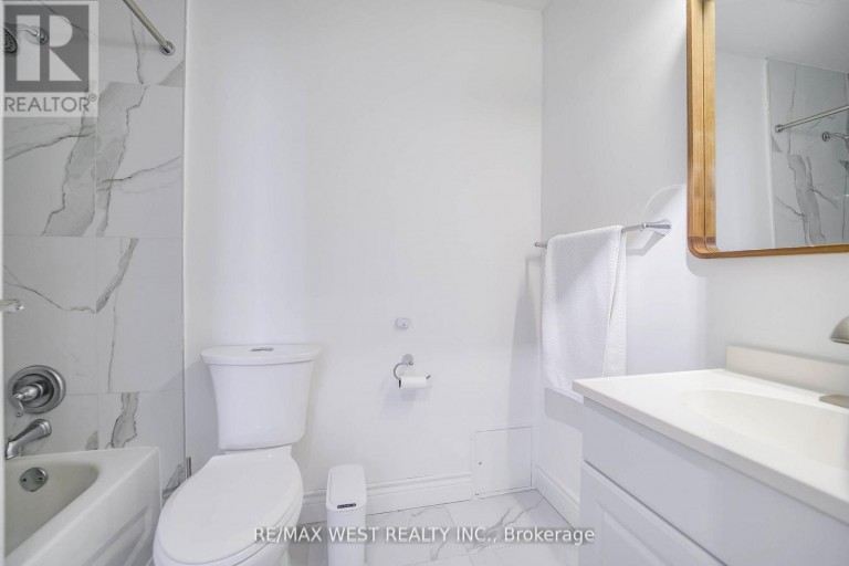 PH10 - 234 ALBION ROAD, Toronto (Elms-Old Rexdale), Ontario, M9W6A7