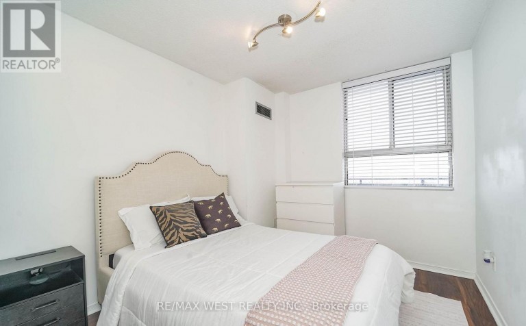 PH10 - 234 ALBION ROAD, Toronto (Elms-Old Rexdale), Ontario, M9W6A7
