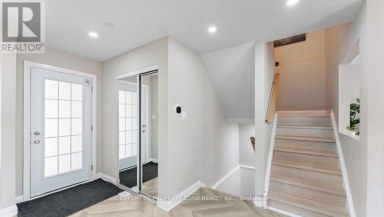 4 BORDEN HILL COURT Brampton (Central Park) Ontario photo 4