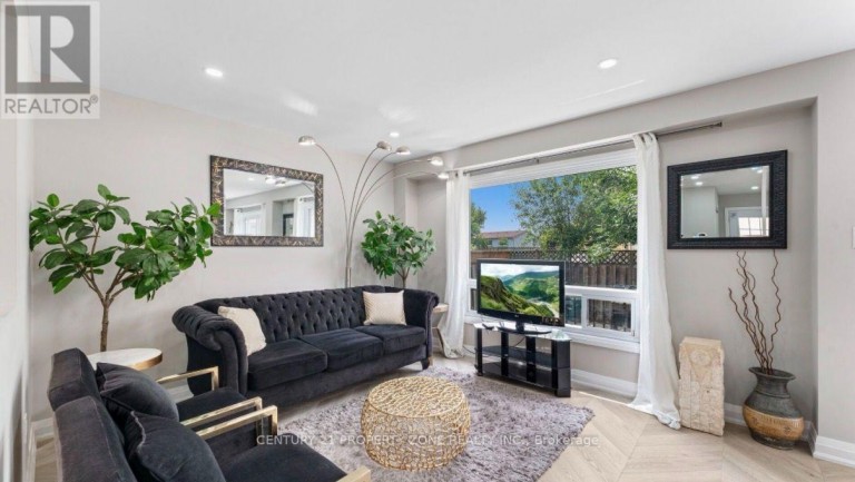 4 BORDEN HILL COURT, Brampton (Central Park), Ontario, L6S3K7