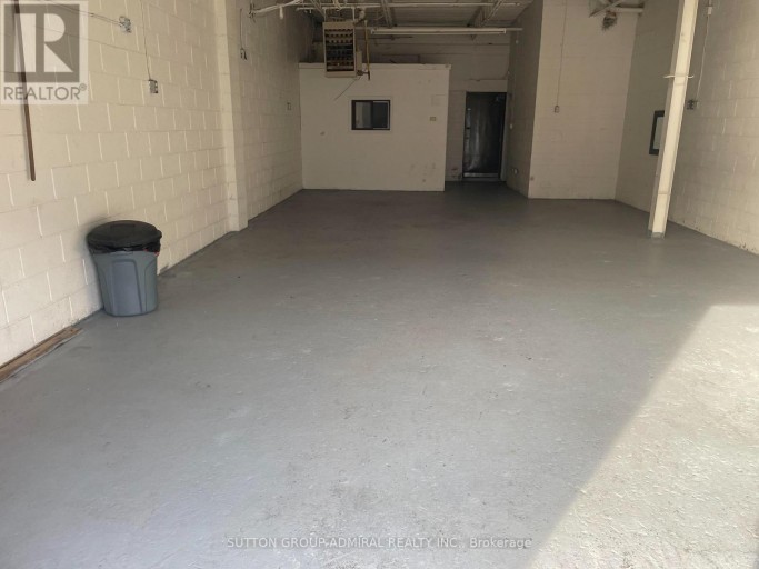 212 PELLATT AVENUE, Toronto (Humberlea-Pelmo Park), Ontario, M9N2P6