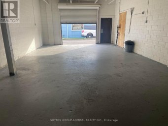 212 PELLATT AVENUE Toronto (Humberlea-Pelmo Park) Ontario photo 3