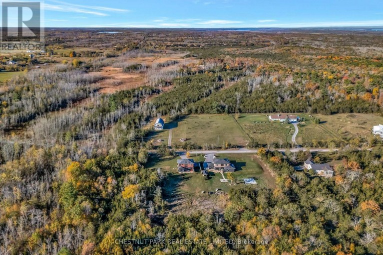 111 FOSTER ROAD, Prince Edward County (Sophiasburg Ward), Ontario, K0K1W0