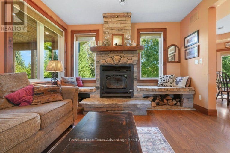 25 COLE POINT TRAIL, McKellar, Ontario, P2A0B4