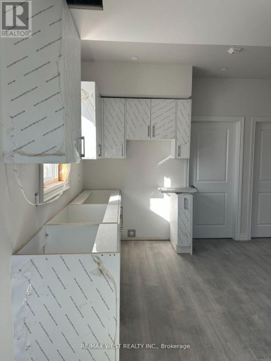 145 DOVERCOURT ROAD, Toronto (Trinity-Bellwoods), Ontario, M6J3C5