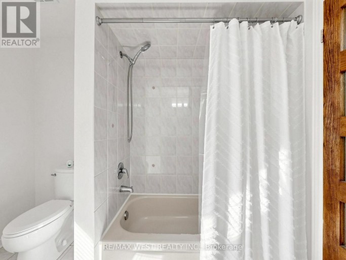 63 ECHO RIDGE CRESCENT, Vaughan (Sonoma Heights), Ontario, L4H2K1