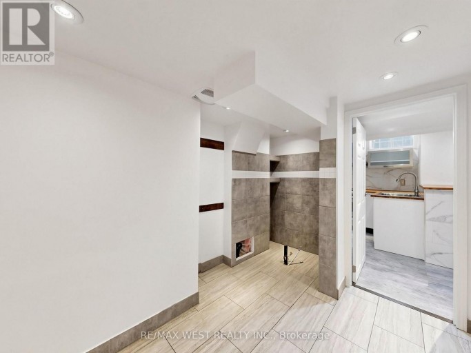 63 ECHO RIDGE CRESCENT, Vaughan (Sonoma Heights), Ontario, L4H2K1