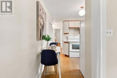 126 LAUDER ROAD Oshawa (O'Neill) Ontario photo 14
