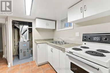 172 ROXBOROUGH AVENUE Oshawa (O'Neill) Ontario photo 35