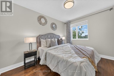 9 - 8032 KIPLING AVENUE Vaughan (West Woodbridge) Ontario photo 32