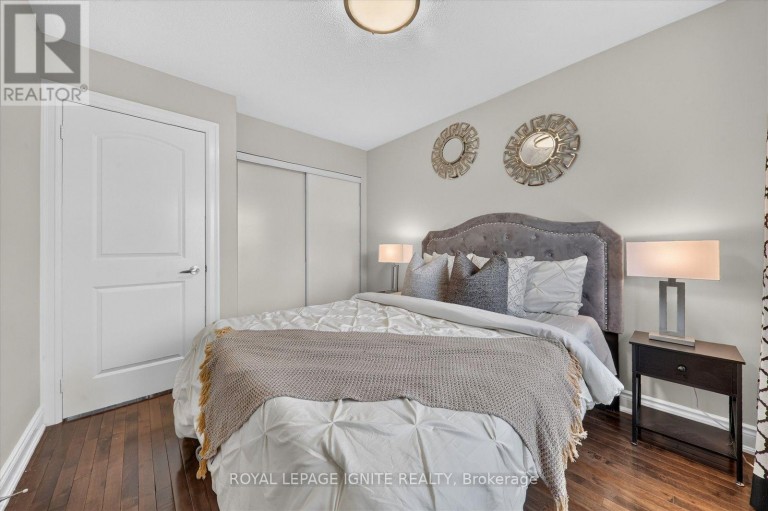 9 - 8032 KIPLING AVENUE, Vaughan (West Woodbridge), Ontario, L4L2A1