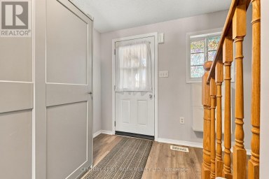 75 COURTNEY CRESCENT Barrie (Painswick South) Ontario photo 4