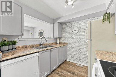 75 COURTNEY CRESCENT Barrie (Painswick South) Ontario photo 6