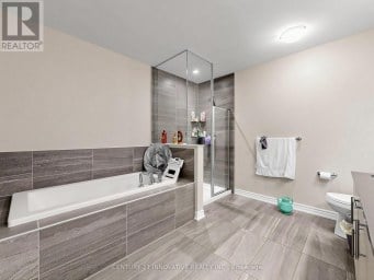 575 BOYD LANE Milton (Walker) Ontario photo 17