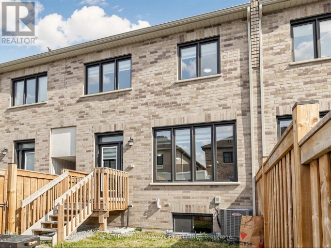 575 BOYD LANE, Milton (Walker), Ontario, L9T2X5