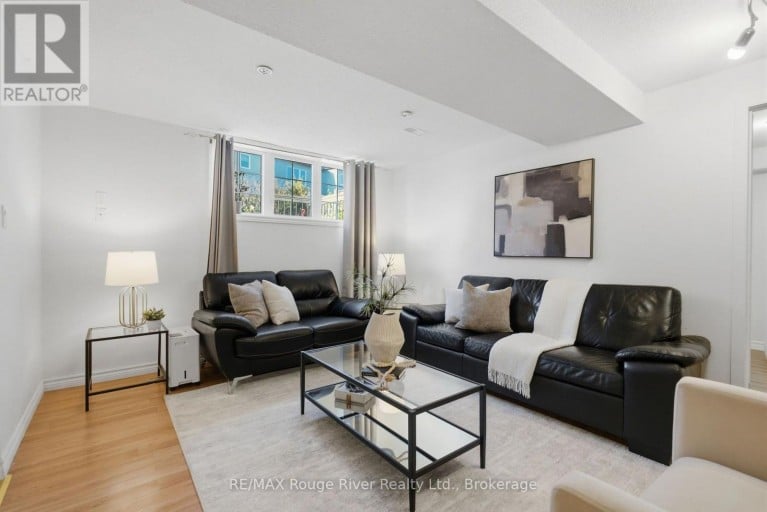758 COLDSTREAM DRIVE, Oshawa (Samac), Ontario, L1K2Z3