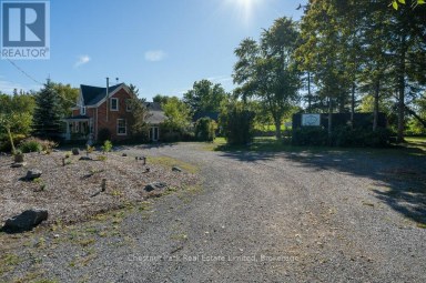1606 COUNTY ROAD 10 Prince Edward County (Athol Ward) Ontario photo 48
