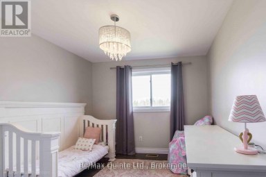 43 FRANKFORD ROAD Belleville (Thurlow Ward) Ontario photo 18